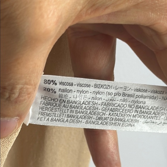 Zara Tan Crewneck Sweater Fitted Lightweight Knit Size Large - Picture 7 of 8